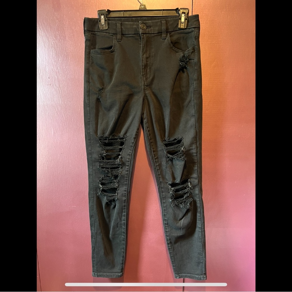 American Eagle Black Distressed Curvy Hi-rise Jegging